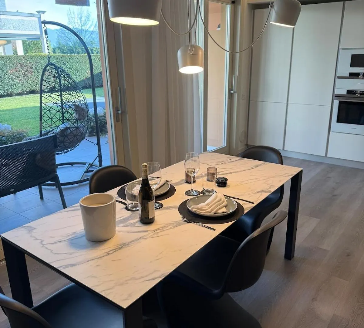 Apartment La Vita Lakeview - Garden & Pool Italy