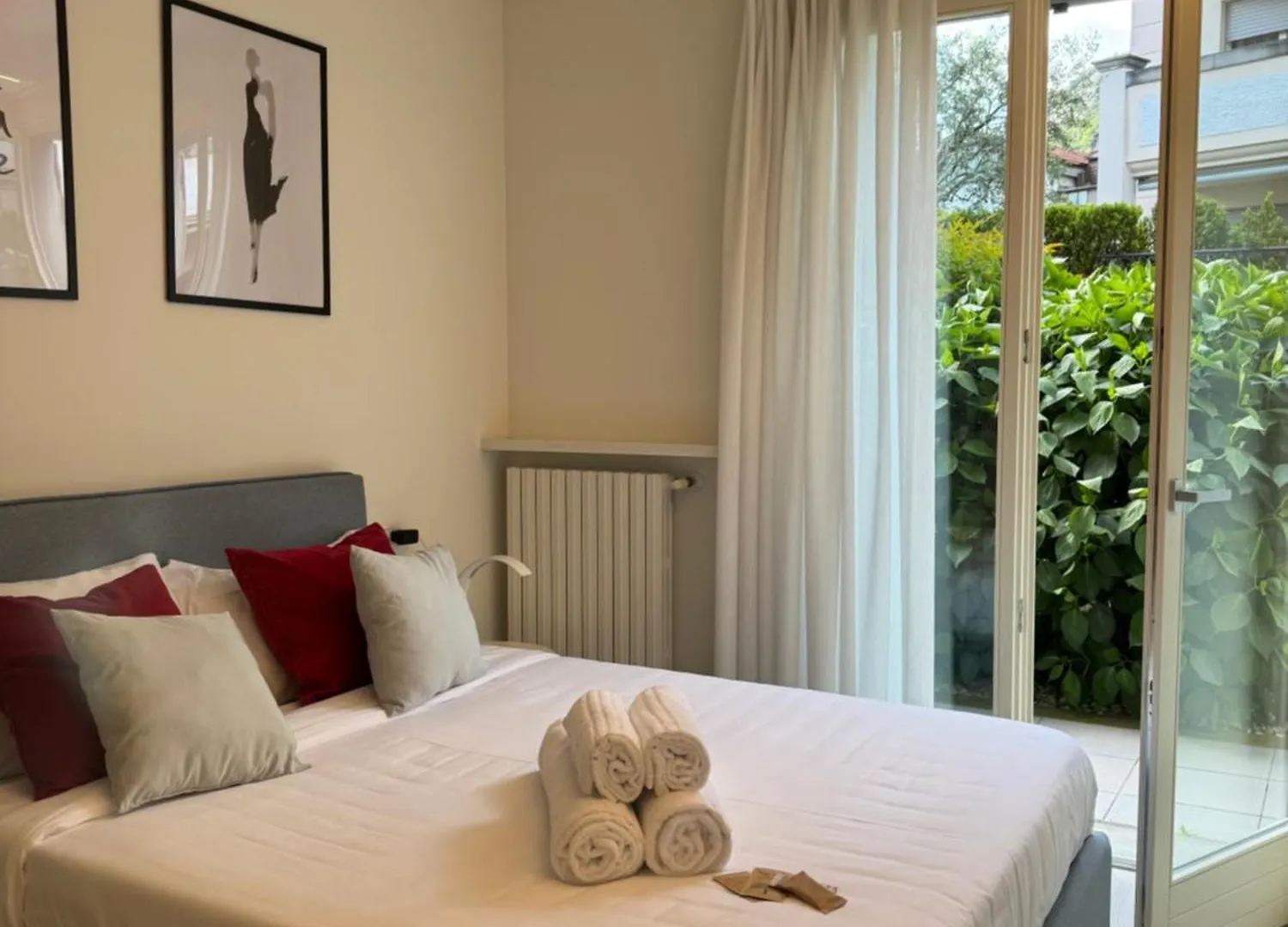 Apartment La Vita Lakeview - Garden & Pool Italy