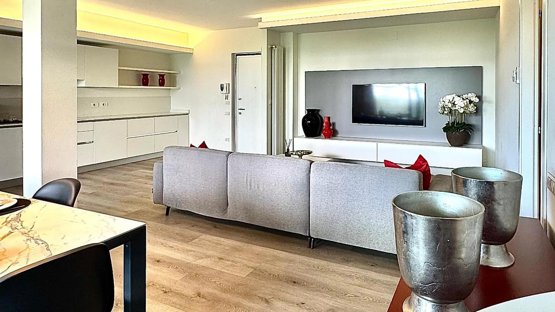 La Vita Lakeview - Garden & Pool Apartment Sarnico