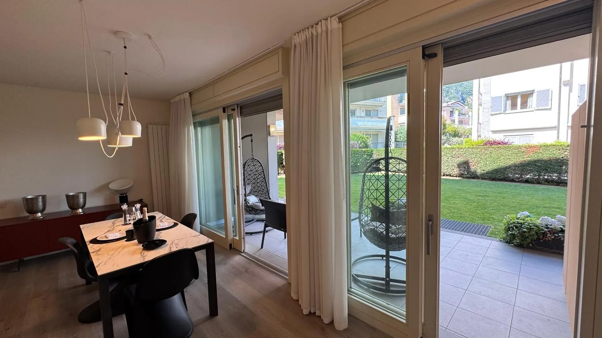 Apartment La Vita Lakeview - Garden & Pool